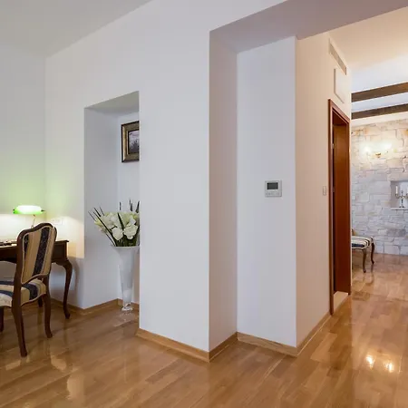 Opera Heritage Bed & Breakfast