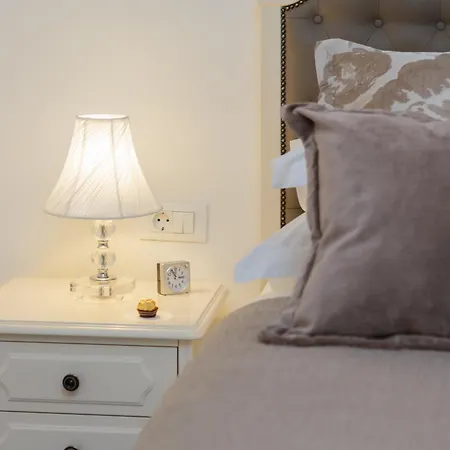 Opera Heritage Alojamento de Acomodação e Pequeno-almoço Split