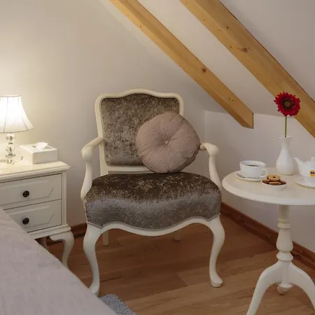 Alojamento de Acomodação e Pequeno-almoço Opera Heritage 4*