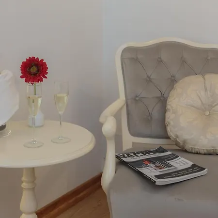 Opera Heritage Oda ve Kahvaltı