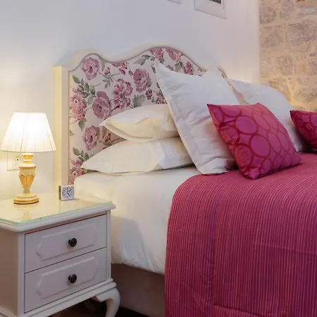 Alojamento de Acomodação e Pequeno-almoço Opera Heritage