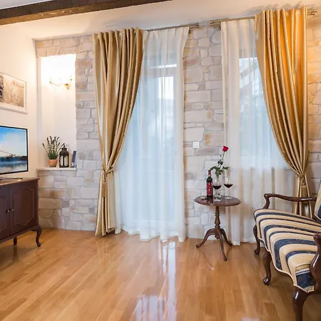 Opera Heritage Oda ve Kahvaltı