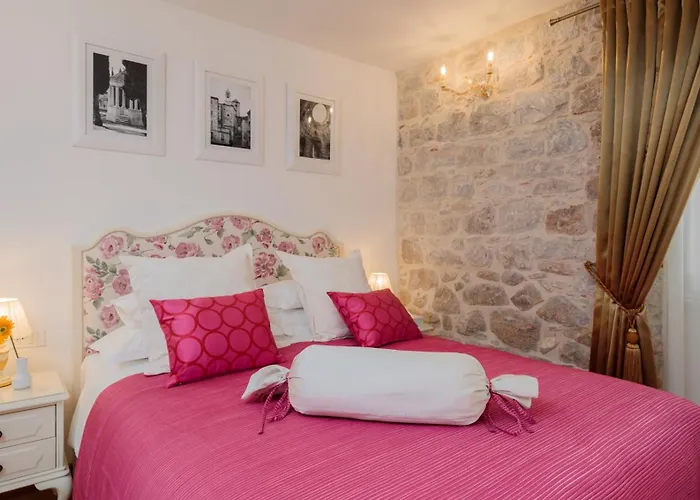 Opera Heritage krevet i doručak 4*